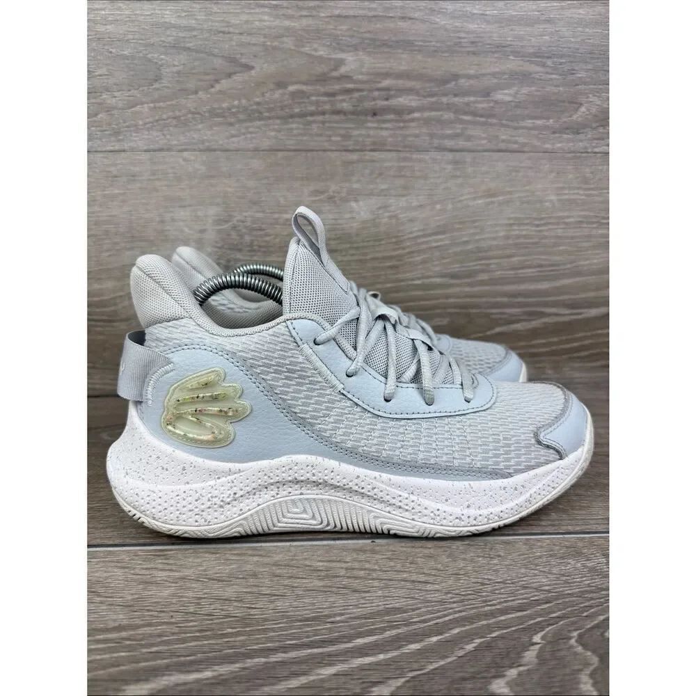 Under Armour Curry 3Z7 Men’s Sz 7.5/Women’s 9 Halo Gray Mid Sneakers 3026622-102